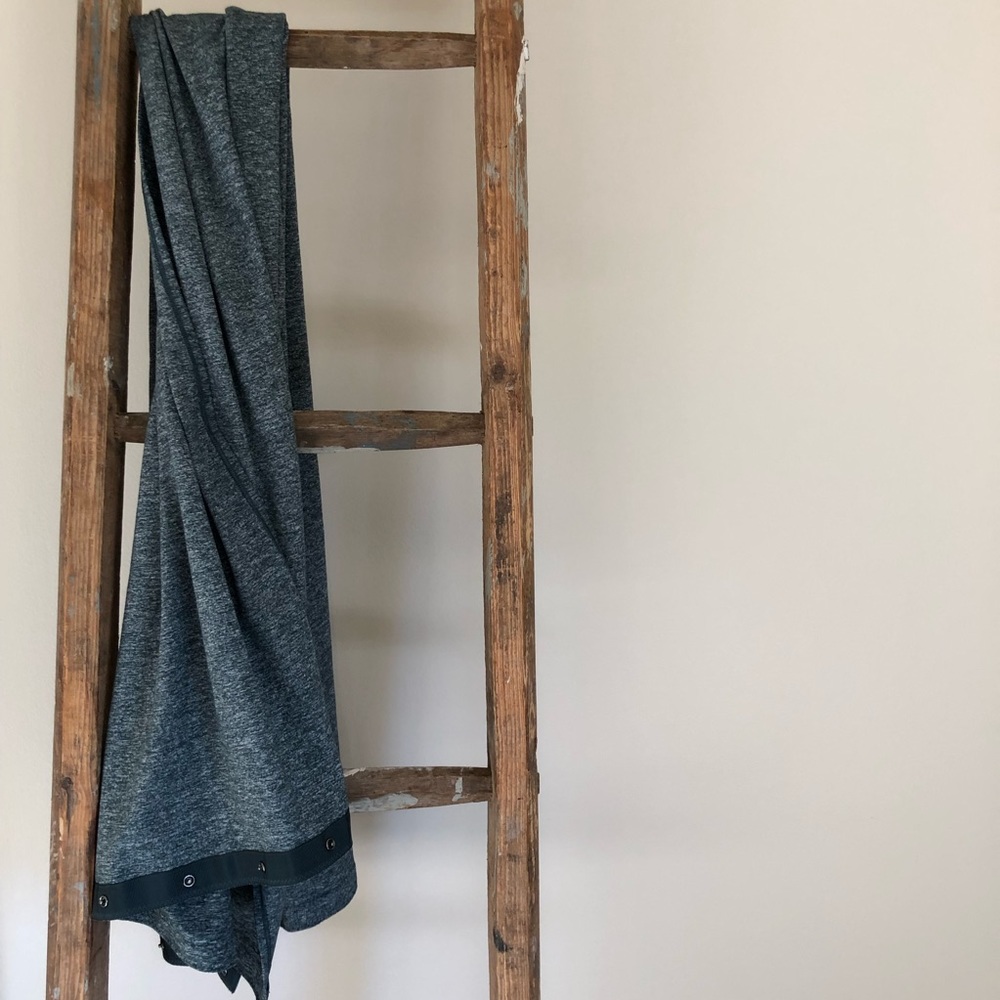 Lululemon Scarf